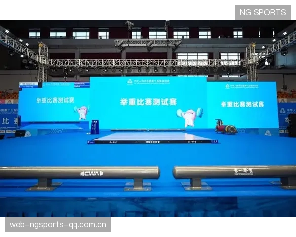 举重公开课引入体育学院，现场观摩助力教学质量飞跃