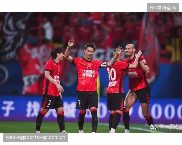 蓉城0比0闷平河南：成都足球的“逆风”之旅与未来之梦